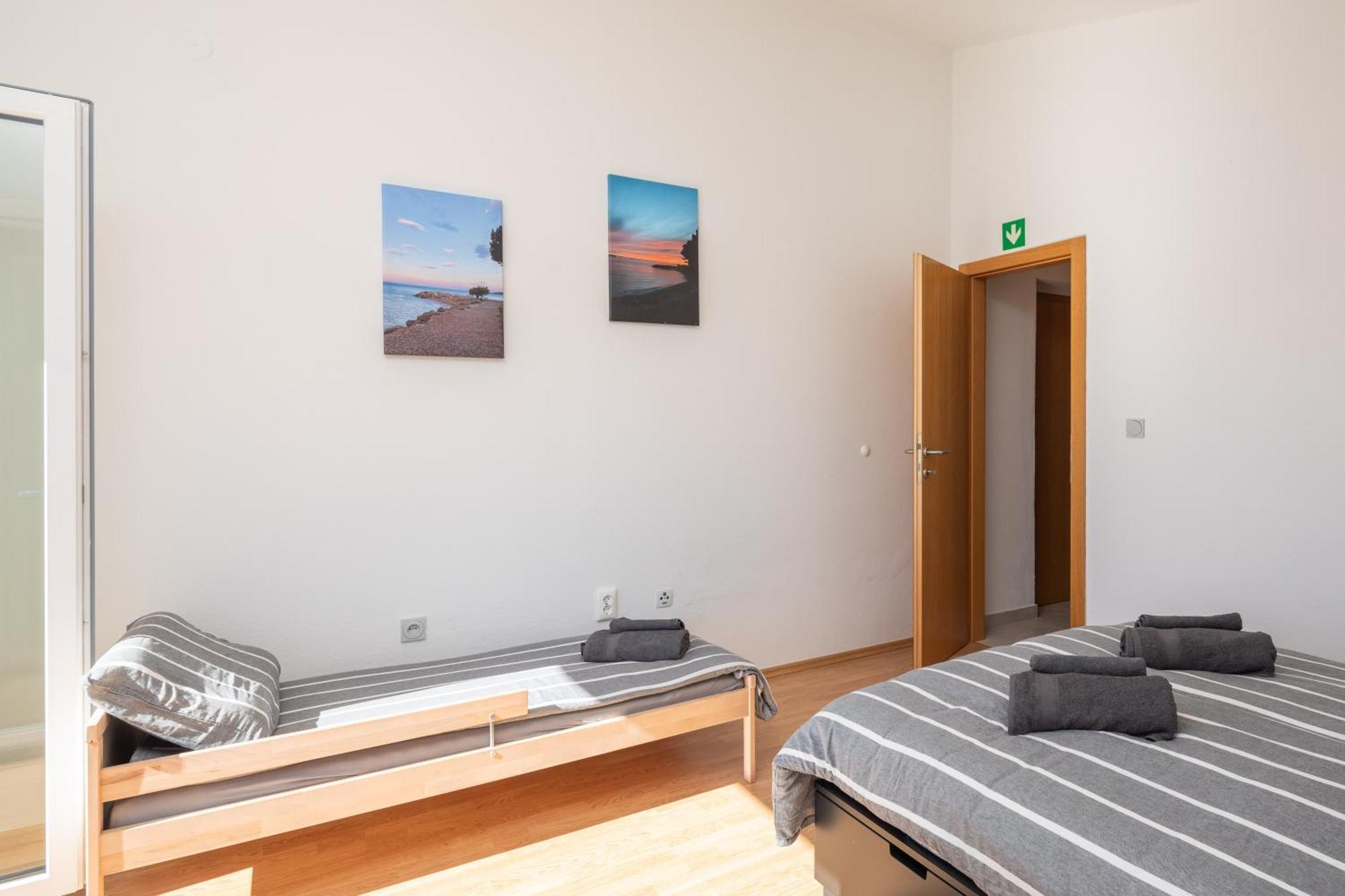 Sunshine Suites Omiš Exterior foto