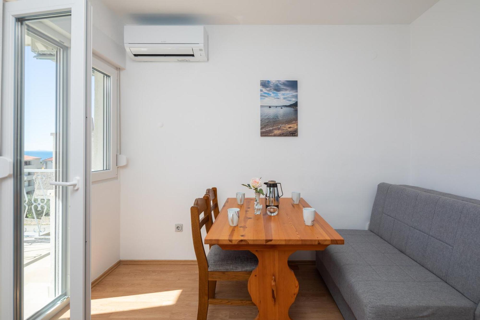 Sunshine Suites Omiš Exterior foto